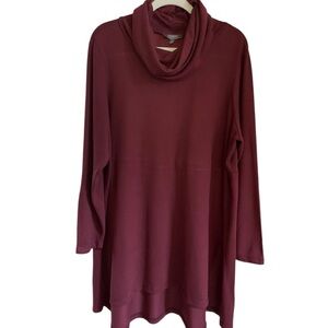 Lisa Rinna Collection Cowl Neck Tunic Top With Long Sleeves. Burgundy. Size 1XP